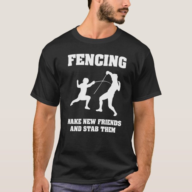 Das T-Shirt zu finden, macht neue Freunde und erst (Vorderseite)