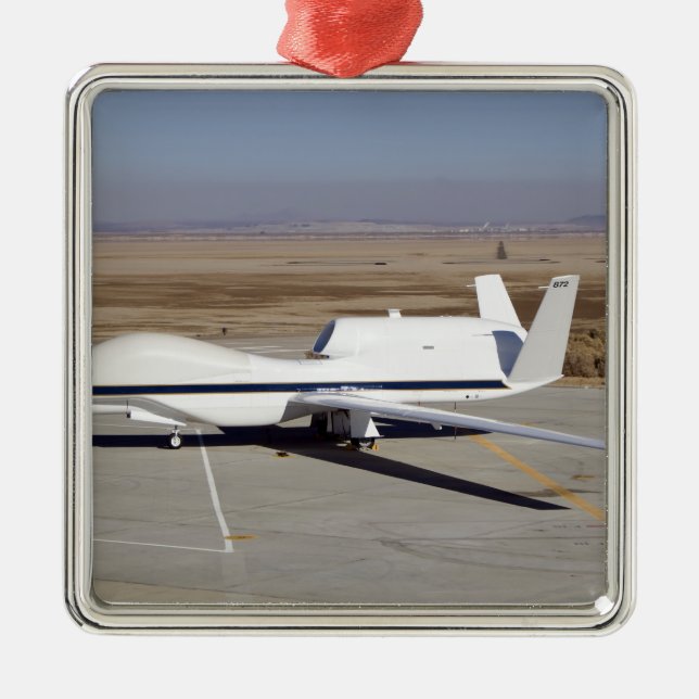 Das unbemannte Flugzeug der Global Hawk Silbernes Ornament (Vorne)