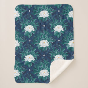 Das weiße Lotus Midnight Lotus-Muster Sherpadecke