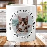 Das weltbeste Cat Vater Paw Prints Pet Foto Kaffeetasse<br><div class="desc">Der beste Cat Vater der Welt ... Überraschen Sie Ihren Lieblings-Cat-Vater diesen Vatertag, Weihnachten oder seinen Geburtstag mit dieser super niedlichen Haustier Foto-Tasse. Passen Sie diese Tasse des Katzen Papa mit den Lieblings-Fotos Ihrer Katze an, und nennen Sie sie. Doppelseitig - Sie können verschiedene Fotos auf jeder Seite oder auf...</div>