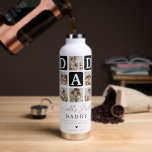 Das weltbeste Daddy Modern Multi Foto Grid Trinkflasche<br><div class="desc">Erstellen Sie Ihre ganz eigene personalisierte VATER Wasserflasche mit dieser modernen Multi-Foto Raster Collage und Text. Das Design umfasst 6 Fotografien in abgerundeten Ecken-Quadraten mit dem Text-VATER in trendigen, schwarzen Blöcken, die in eine beliebige Farbe geändert werden können. Der Text lautet "Welt's Best Daddy" mit einem niedlichen väterlichen Zitat, das...</div>