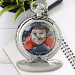Das weltbeste Foto für Väter Taschenuhr<br><div class="desc">Der beste ❤️ der Welt. Überraschen Sie Ihren Vater mit einer Taschenuhr für Foto, Geburtstag, Vätern oder Weihnachten. Er kann nun sein Lieblingskind überall mitnehmen, wo er hingeht. Ein Muss für jeden Papa! COPYRIGHT © 2020 Judy Burrows, Black Dog Art - Alle Rechte vorbehalten. Weltbeste Vater-Foto-Pocket-Uhr</div>