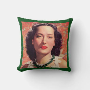 das wunderschöne Merle Oberon Kissen