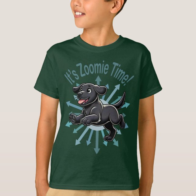 Das Zoomie Time Black Lab T-Shirt (Vorderseite)
