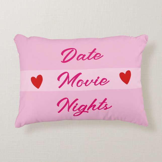 Date Movie Nights Typografie Girl Pink Dekokissen (Vorderseite)