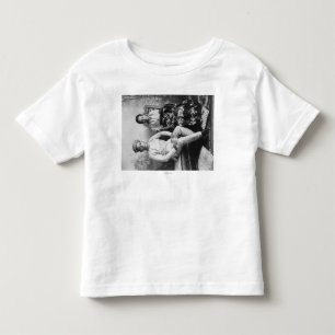 Dato Mandi und Ehefrau in den Philippinen Kleinkind T-shirt