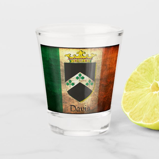 Davis Familienwappen Irish Flag Schnapsglas (Vorderseite)