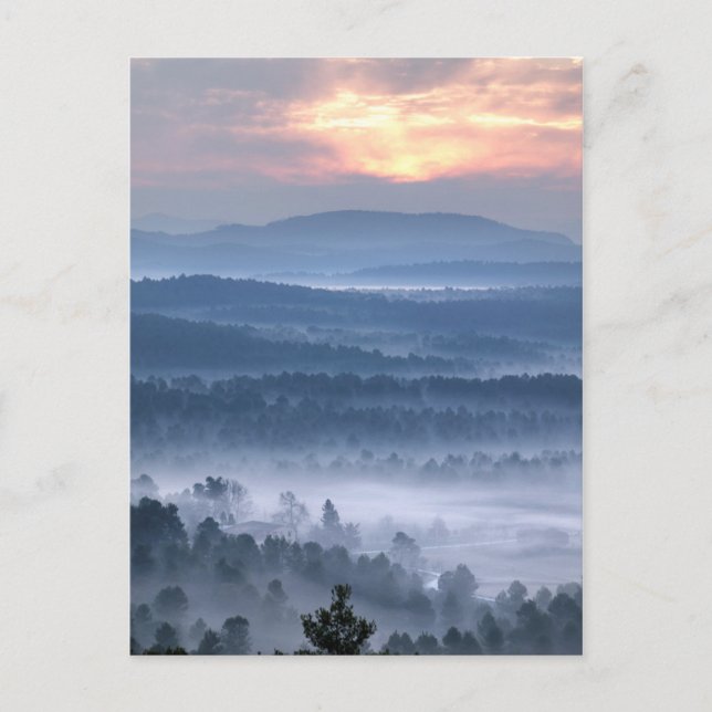 Dawn Between the Valleys Postkarte (Vorderseite)