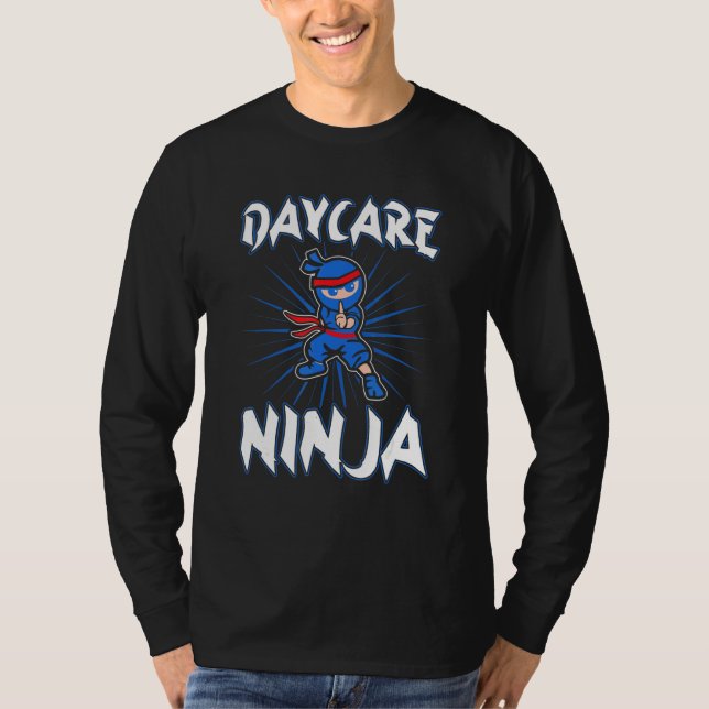 Daycare Ninja Nanny Kinderbetreuer T-Shirt (Vorderseite)