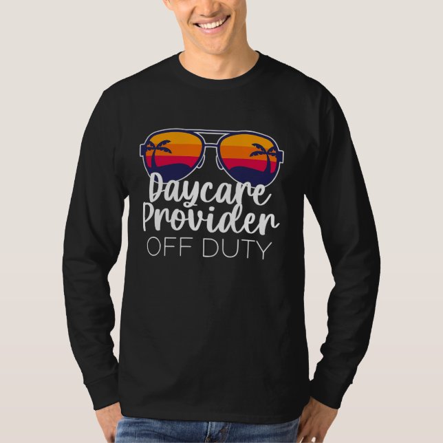 Daycare Provider Off Duty Sunglasses Beach Sunset T-Shirt (Vorderseite)