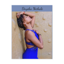 Daysha Nichole, in blauem Kleid, Postkarte