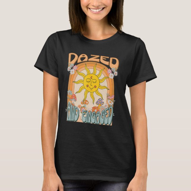 Dazed And Engaged Bachelorette Party Wildflowers G T-Shirt (Vorderseite)
