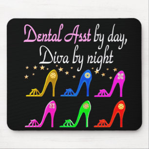 DAZZLING ZAHNHILFE SHOE QUEEN MOUSEPAD