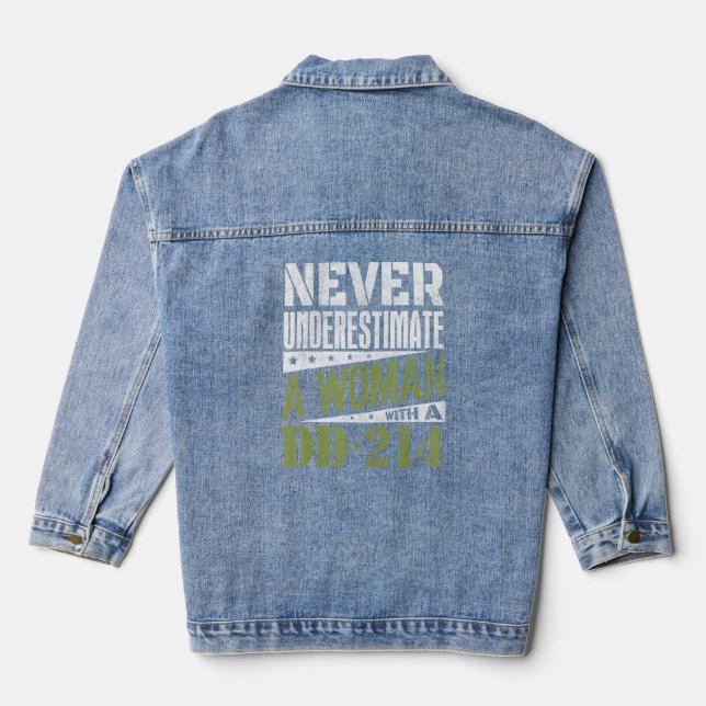 DD-214 unterschätzt eine Frau mit Dd214 Vete nie Jeansjacke (Rückseite)
