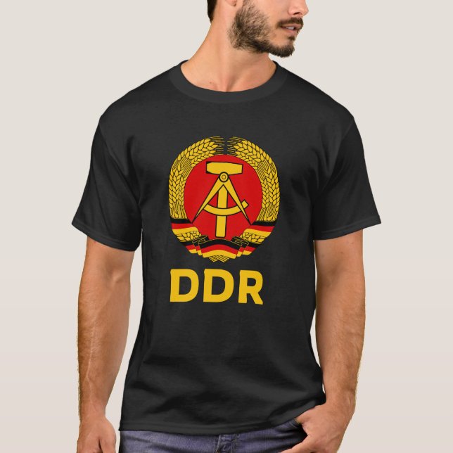 DDR Wappen Ostdeutschland Fahne Geschenk Ossi T-Shirt (Vorderseite)