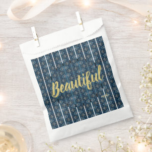 De beaux sacs cadeaux par la poète Adiela Akoo