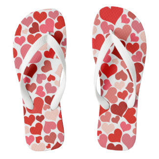 De beaux tongs de coeur.
