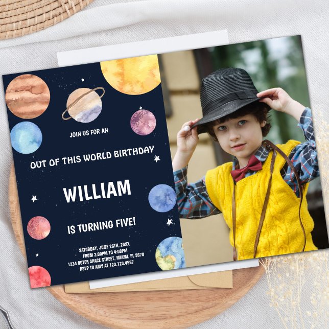 De ce monde anniversaire Invitations avec photo (Out of this world birthday Invitations with photo)