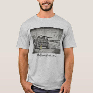 De Goliath de guitariste le T-shirt bleu de "David