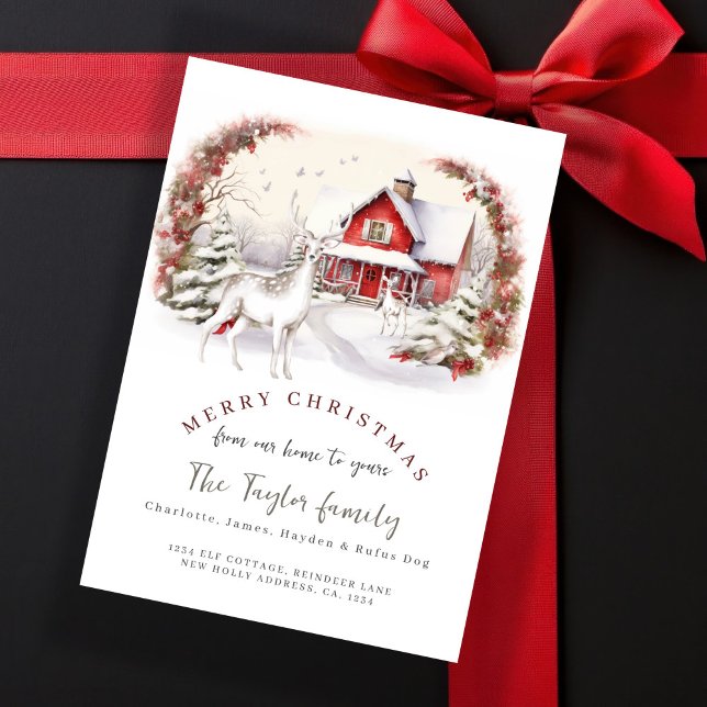 De notre maison à votre carte de vacances de Noël (From Our Home to Yours Christmas Holiday Card by Ricaso. Red cottage with snow and deer detail.)