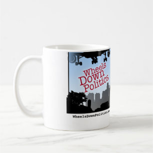De roues tasse de café de la politique vers le ba