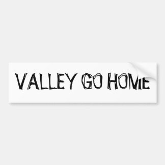 DE VOITURE LA VALLÉE RENTRENT À LA MAISON AUTOCOLLANT