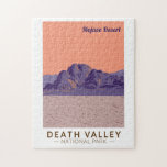 Death Valley National Park Mojave Wüste Travel<br><div class="desc">Death Valley Vektorgrafik Design. Der Park ist bekannt für den Titus Canyon,  mit einer Geisterstadt und farbenfrohen Felsen,  und die Salinen des Badwater Becken,  Nordamerikas tiefsten Punkt.</div>