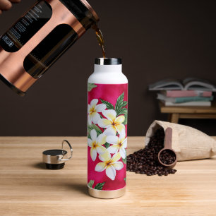 D'eau Fleurs hawaïennes eau ou café isolé Bouteille