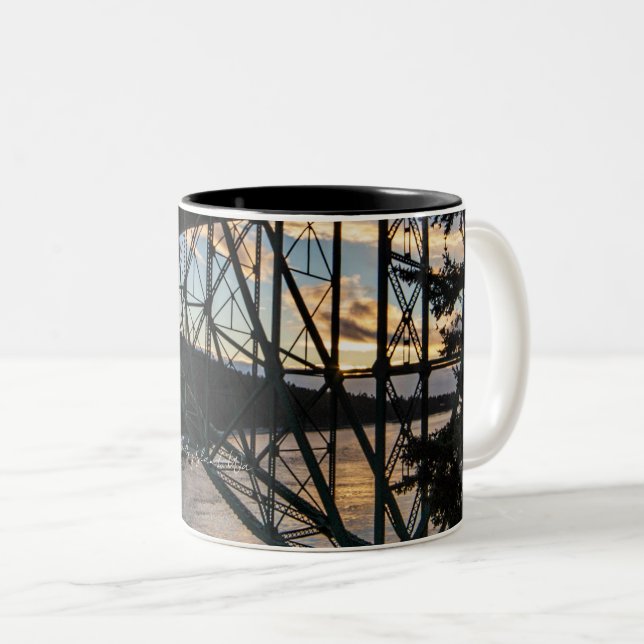 Deception Pass Bridge Mug (Devant droit)