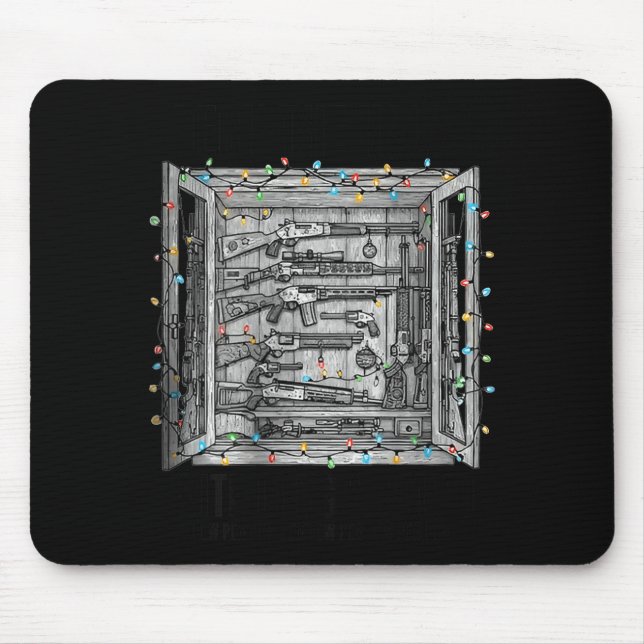 Deck The Halls With Guns &amp; Ammo (on Back)  Mousepad (Vorne)