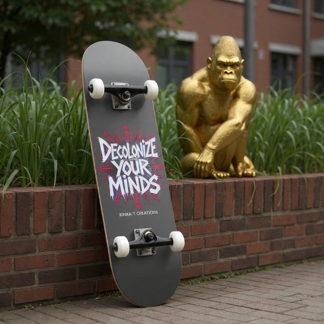 Decolonize Your Minds (Points) Skateboard (Von Creator hochgeladen)