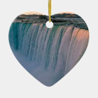 Décoration En Céramique Amour en baisse Niagara Ontario Canada de cascade