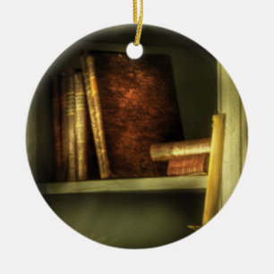 Décoration En Céramique Avocat - à la bibliothèque