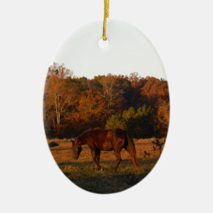 Décoration En Céramique Cheval Brown rouge, bois d'automne.