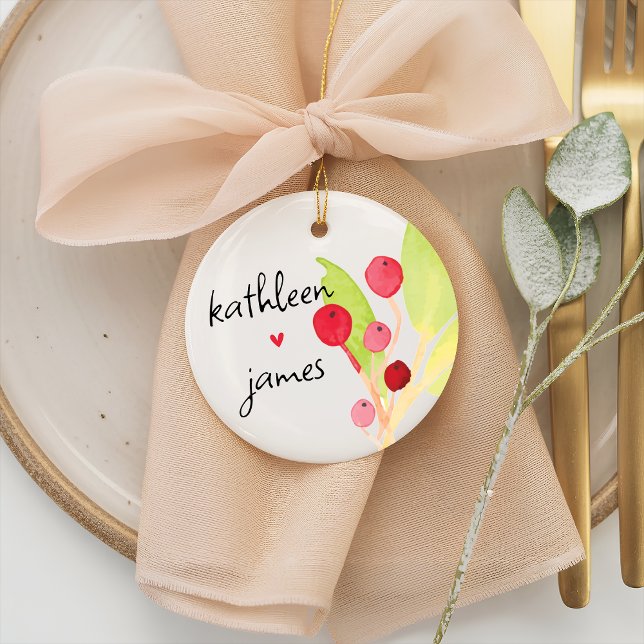 Décoration En Céramique Mariage des noms de verdure festive (Festive Christmas Watercolor Red and Green Greenery Whimsical Names Wedding Ceramic Ornament)