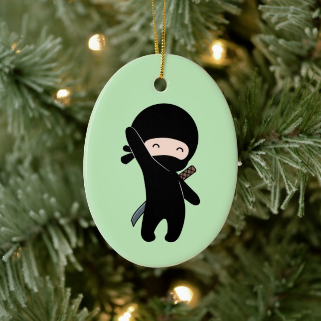 Décoration En Céramique Minuscule Ninja heureux sur vert (Arbre)