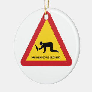 DÉCORATION EN CÉRAMIQUE SIGNE DE TRAFIC DES PERSONNES BLANCHISES
