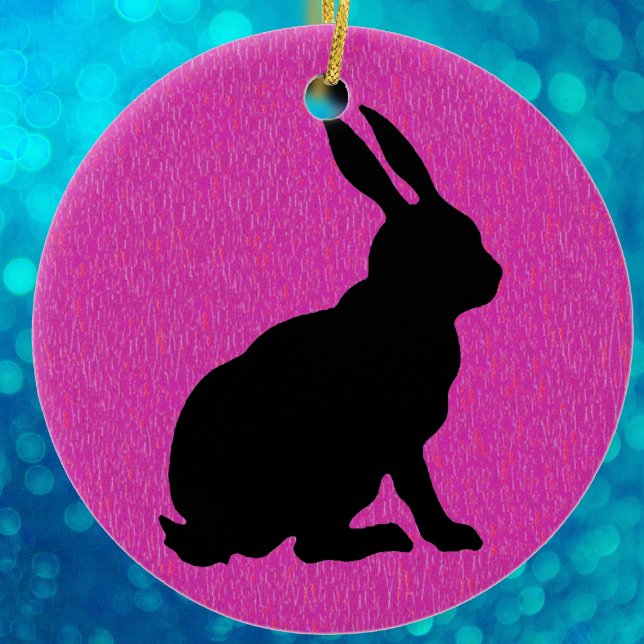 Décoration En Céramique Silhouette de lapin noir sur rose (Sitting rabbit in black silhouette on vibrant pink Easter hanging ornament.)