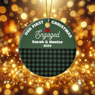 Décoration En Céramique Vert & Noir Plaid Notre premier Noël Engagé
