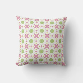 decorative pillow featuring a geometric pattern kissen