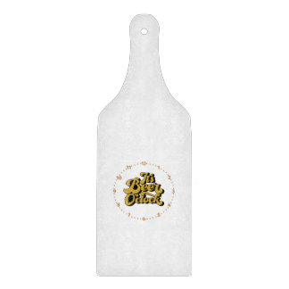 Découper C'est l'heure de la bière sur une planche à découp