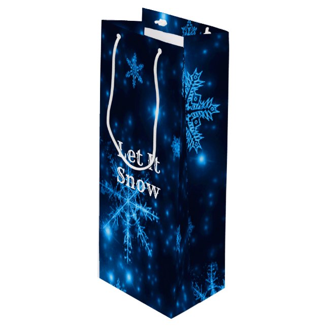 Deep Blue & Bright Schneeflocken lassen es Schnee  Geschenktüte Für Weinflaschen (Vorderseite Schrägansicht)