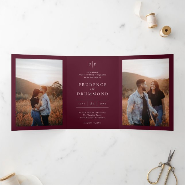 Deep Burgundy Elegant QR Code Classic Wedding Dreifach Gefaltete Einladung (Innenseite)