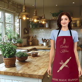 Deep Burgundy mit Pale Gold Rolling Button und Her Schürze