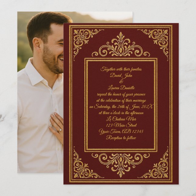 Deep Red & Gold Embossed Filigree Foto Einladung (Vorne/Hinten)