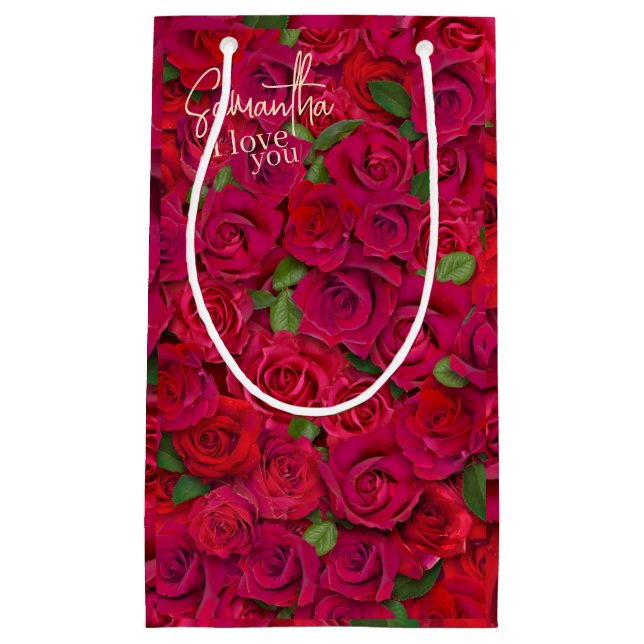 Deep Red Rose Pattern I Love You With Custom Name Kleine Geschenktüte (Vorderseite)