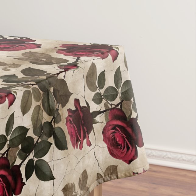 Deep Red Roses With Dark Green Leaves Tischdecke (Beispiel)