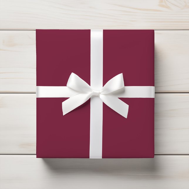 Deep Rich Burgundy Wine Solid Geschenkpapier (Von Creator hochgeladen)