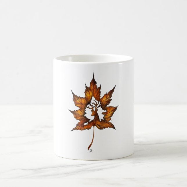 Deer in a leaf kaffeetasse (Mittel)