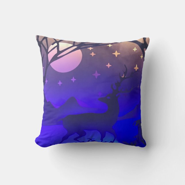 Deer in winter wood night time scene kissen (Vorderseite)